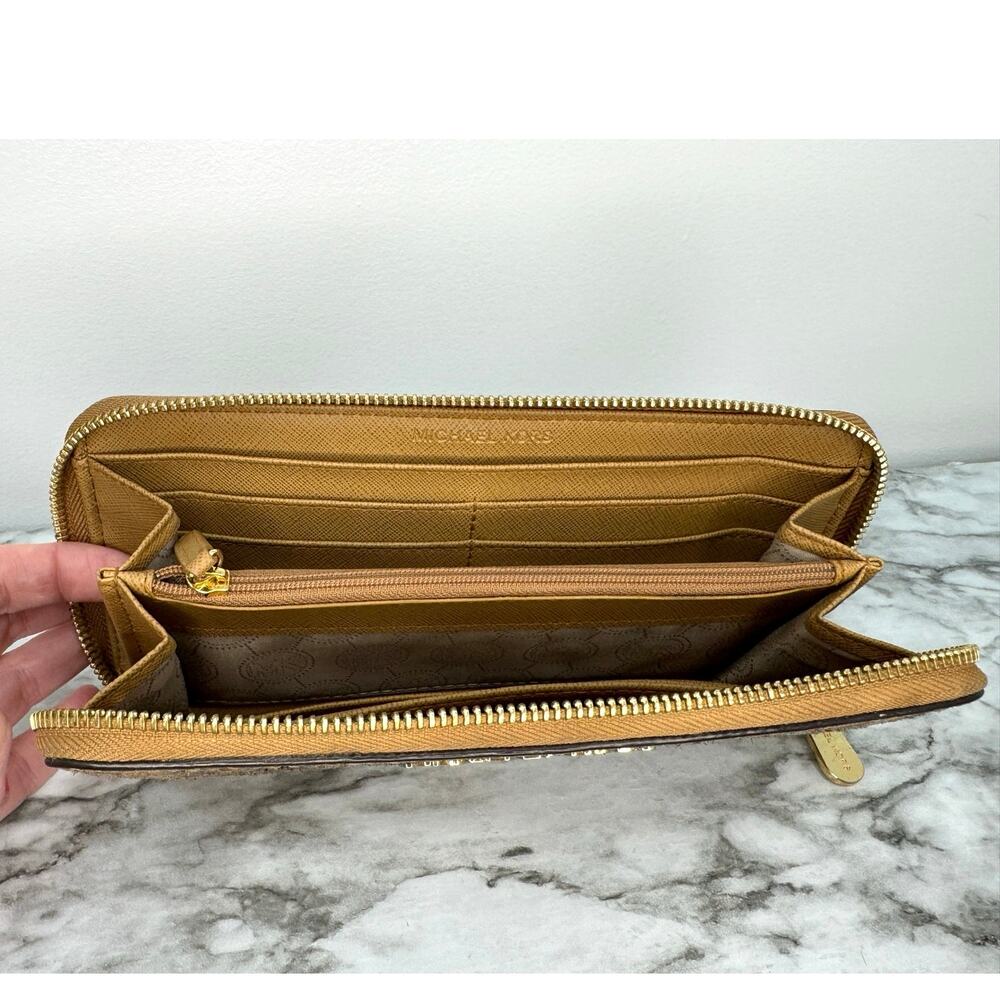 Michael Kors Continental Long Wallet Leather - Picture 5 of 10